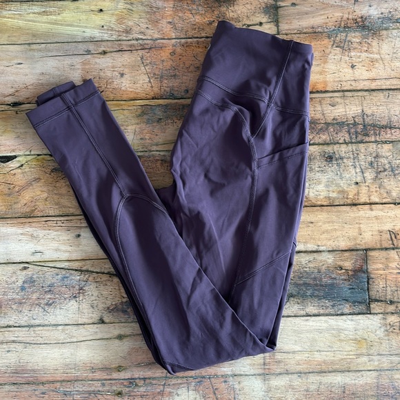 lululemon athletica Pants - Lululemon size 6 leggings